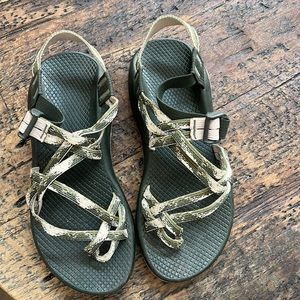 Women’s size 8 Chaco sandals
